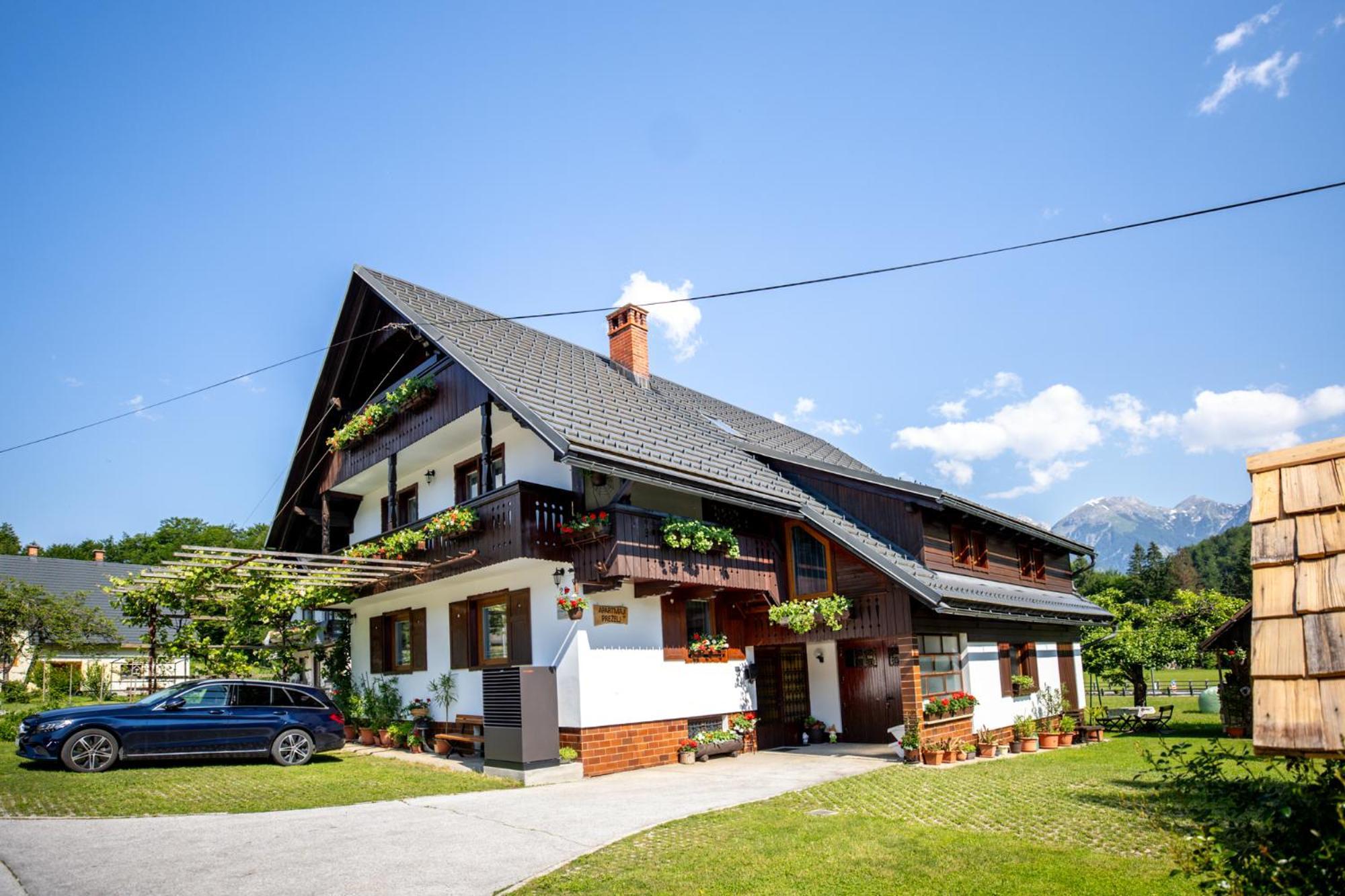 Apartmaji Prezelj Бохин Екстериор снимка