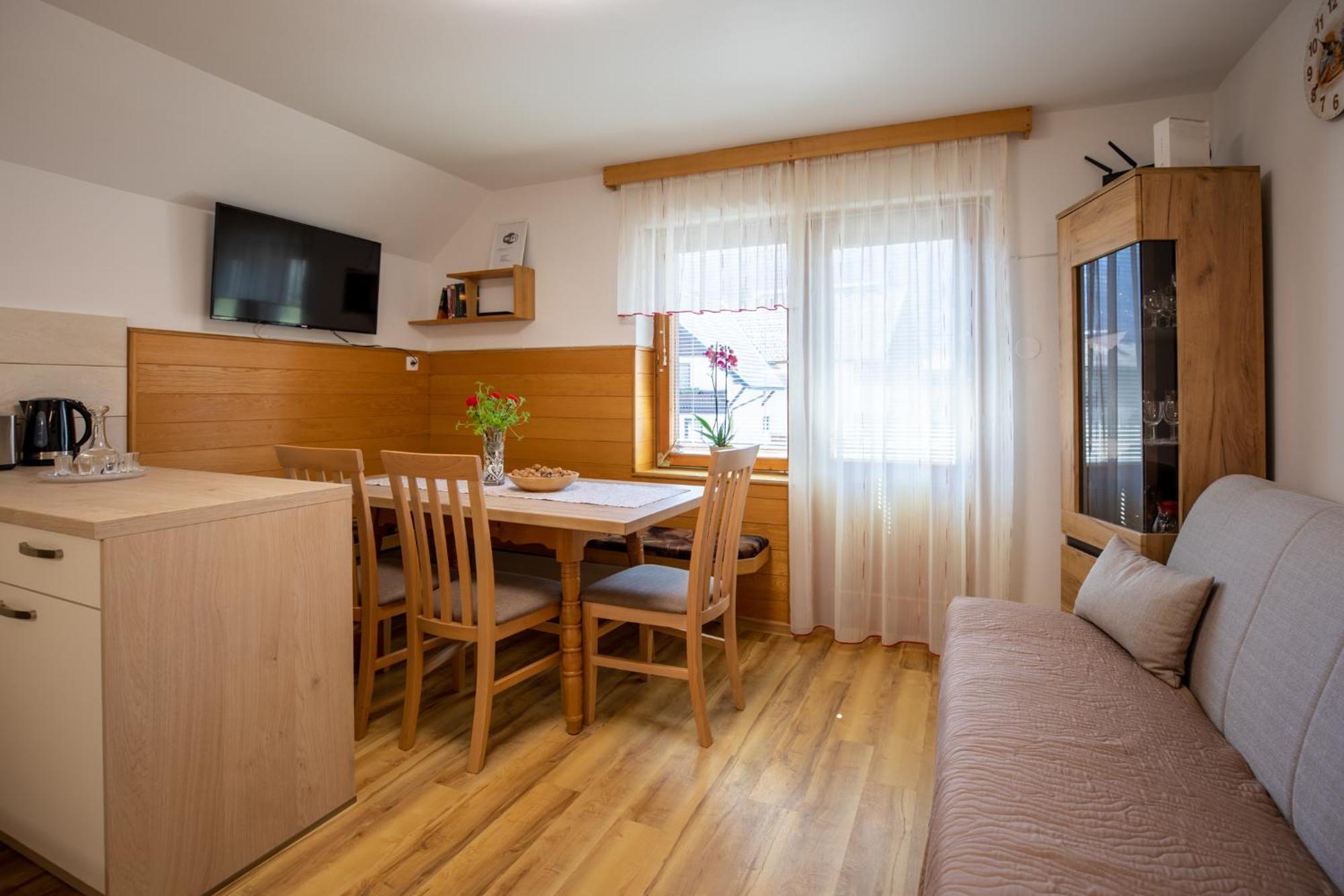 Apartmaji Prezelj Бохин Екстериор снимка